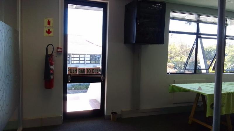 To Let commercial Property for Rent in Parow North Western Cape